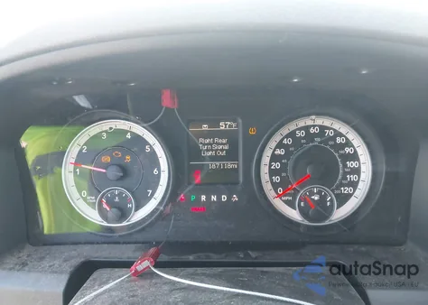 2013 Ram 1500 Tradesman из США, поврежденный, VIN 1C6RR6KG8DS519048